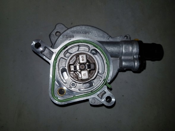 Bosch 146508066R вакуумний насос vacum