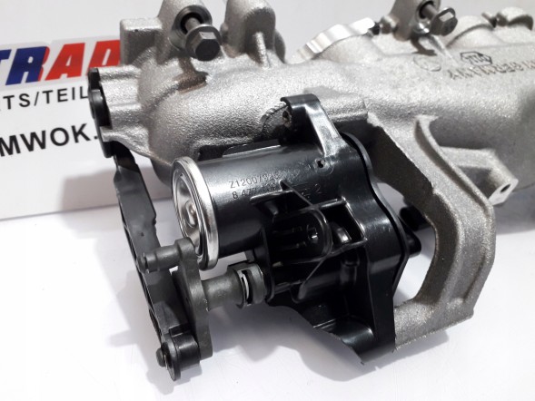 BMW OE 9888472 11619888472 BMW G05 LCI G06 LCI G07 LCI G45 G60 G61 G70 B57X Впускний Колектор 9888472