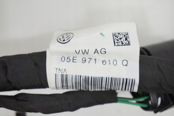 Volkswagen OE 05E971610Q 5Q0971230PD ПРОМІНЬ ДВИГУНА VW TOURAN II 5TA 25R 05E971610Q 1.5TSI DXD