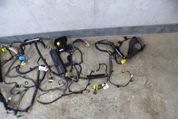 Opel OE Установка салону 9838208780 автомат OPEL CORSA F 1.2B