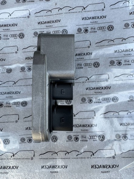 Volkswagen OE Задній диференціал Volkswagen Tiguan 0AY907554D