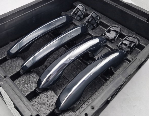 Mercedes-Benz OE A0997608302 4x ЗОВНІШНЯ РУЧКА ДВЕРЕЙ КОМПЛЕКТ MERCEDES GLC X253 253 KEYLESS-GO НАБІР