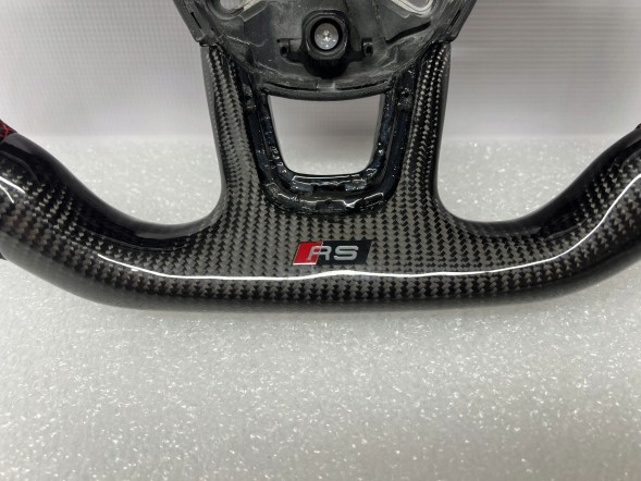 Китай 5905049718112 Карбонове кермо AUDI A4/S4/RS4 B9