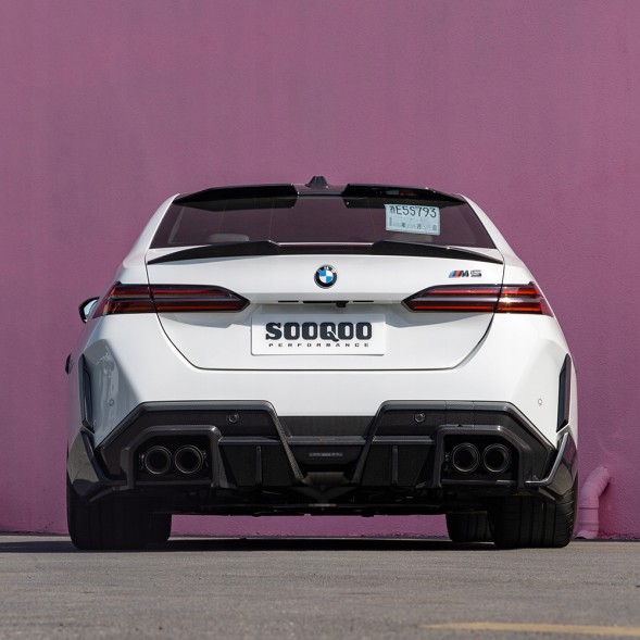 Китай T-509 Карбоновий спойлер на дах BMW M5 G90 / G60 в стилі SOOQOO (Dry-Carbon)