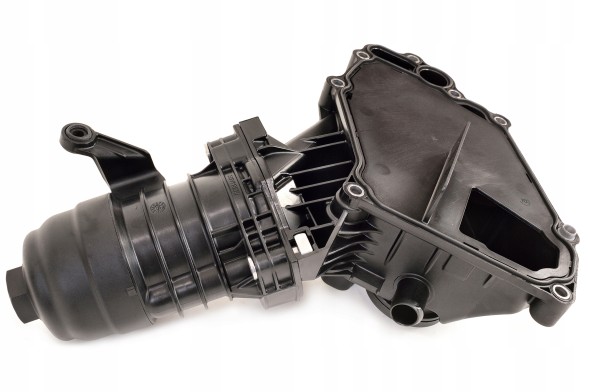 Volvo OE 30757730 Корпус масляного фільтра volvo s40 s60 s80 v40 v60 v70 xc60 xc70 30757730