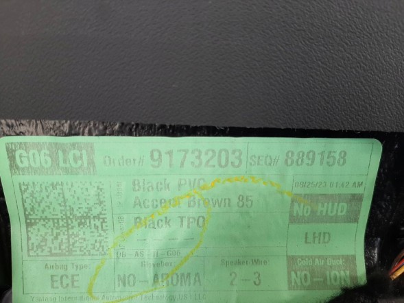 BMW OE 9634912 Sensatec schwarz / schwarz / szara nić BMW X6 G06 LCI LIFT ПРИЛАДОВА ПАНЕЛЬ КОНСОЛЬ КОКБІНА SENSATEC СІРА НИТКА