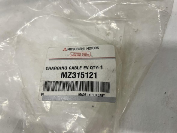 Mitsubishi OE MITSUBISHI OUTLANDER III ЗАРЯДНИЙ КАБЕЛЬ MZ315121