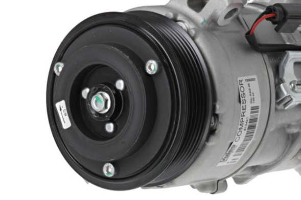 Valeo 813421 Компресор кондиціонера valeo 813421