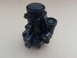 Wabco 9730090180 Клапан управління причепом iveco wabco 9730090180