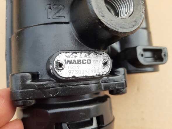 Wabco 9730090180 Клапан управління причепом iveco wabco 9730090180