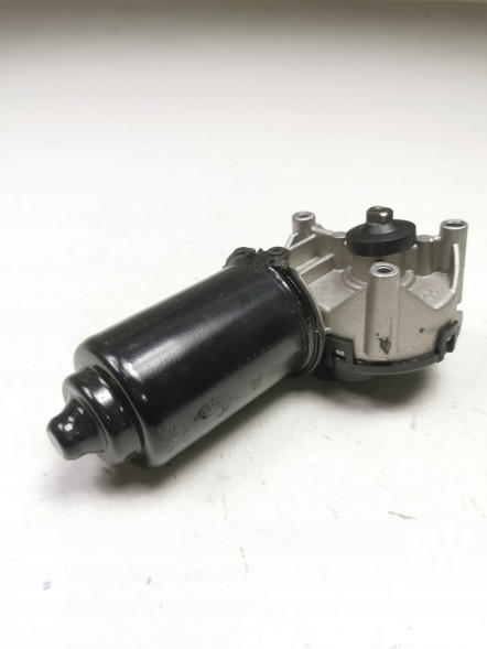 Ford OE 1063259 Двигун склоочисника передній ford cougar 98/00 oe 1063259