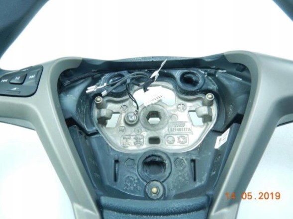 Ford OE 1734601 МНОГОФУНКЦІЙНИЙ кермо FORD FIESTA 08-12
