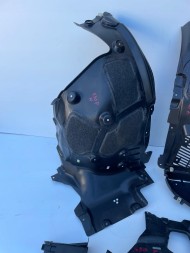 BMW OE KKDA BMW G30 G31 NADKOLE PRAWE PRAWY PRZÓD M PAKIET 7340796 7347022 BMW G30 G31 НАДКОЛІСНИК ПРАВИЙ ПЕРЕДНІЙ M ПАКЕТ 7340796 7347022