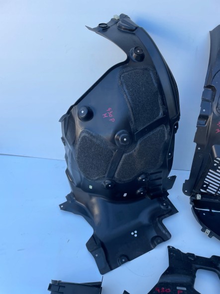BMW OE KKDA BMW G30 G31 NADKOLE PRAWE PRAWY PRZÓD M PAKIET 7340796 7347022 BMW G30 G31 НАДКОЛІСНИК ПРАВИЙ ПЕРЕДНІЙ M ПАКЕТ 7340796 7347022
