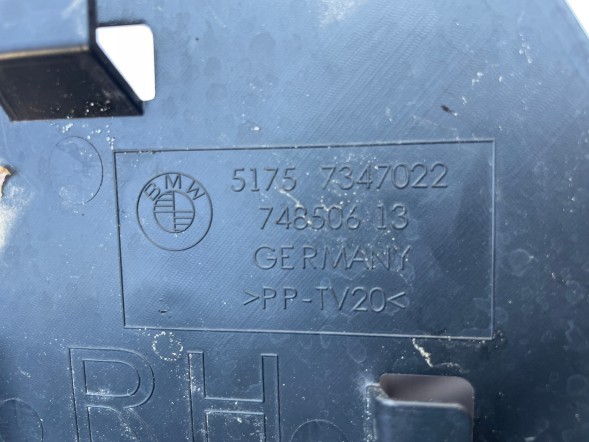 BMW OE KKDA BMW G30 G31 NADKOLE PRAWE PRAWY PRZÓD M PAKIET 7340796 7347022 BMW G30 G31 НАДКОЛІСНИК ПРАВИЙ ПЕРЕДНІЙ M ПАКЕТ 7340796 7347022
