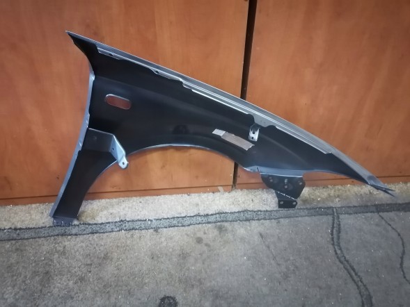 Polcar BŁOTNIK PRAWY PRZÓD SEAT ALTEA LS7Y БРИЗКОВИК ПРАВИЙ ПЕРЕДНІЙ SEAT ALTEA LS7Y