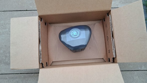 Skoda OE superb 2 poduszka kierowcy P.0,0 Skoda Superb II AIRBAG подушка безпеки водія 3T0880201F