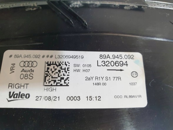 Audi OE MRKA Audi Q4 E TRON LAMPA PRAWA PRAWY TYŁ 89A945092 Audi q4 e tron лампа права задня 89a945092