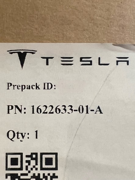 TESLA TECHNICS Рамка дисплея Tesla S X PLAID 1622633-01-A НОВА