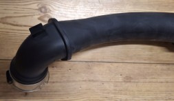 BMW OE 13718601684 8601684 8637896 BMW F30 F20 F32 F36 Шланг зарядного повітря Труба турбо