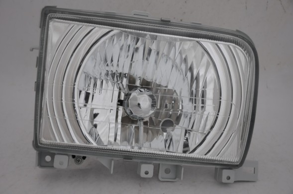 Китай 900-9877R9115-1104R-LDBM NISSAN CABSTAR 1999-2005 ПРАВА ФАРА НОВА
