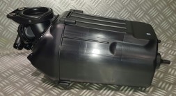 Mercedes-Benz OE A1390909301 1390909301 A 139 090 93 01 A1390942100 1390942100 A0091538628 0091538628 0261232021 MERCEDES C W206 SL W232 2.0 43 AMG КОРПУС ПОВІТРЯНОГО ФІЛЬТРУ A1390909301 23R