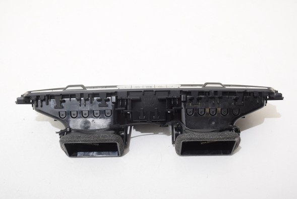 BMW OE 4A0EDD5 BMW kratka BMW X3 G01 X4 G02 G20 ПАНЕЛЬ КЛІМАТИЗАЦІЇ РЕШІТКА ВЕНТИЛЯЦІЇ ВЕНТИЛЬОВАНІ СИДІННЯ