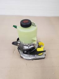 Renault OE 491105431R Насос гідропідсилювача влучання iii vivaro b талант