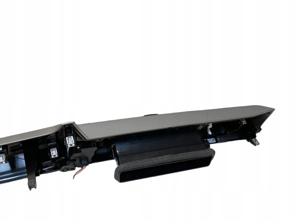 BMW OE 9496115 U06 U10 U11 CARPARTS24- ДЕКОР КОНСОЛІ ПРИПЛИВНИЙ ЧОХОЛ BMW 2 U06 X1 U11 X2 U10 ЄВРОПА