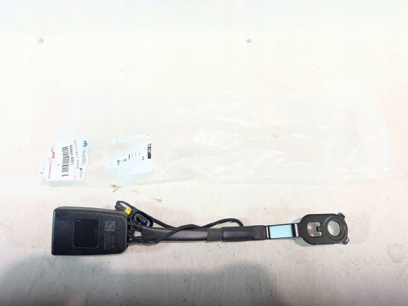 Toyota OE SU001A9671 Пряжка переднього ременя безпеки Toyota Proace 17- SU001-A9671