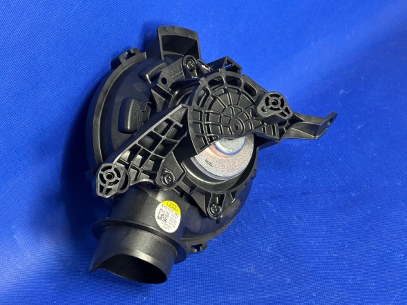 Audi OE 8Y0035382 | ClickParts | 5130 НЧ ДИНАМІК САБВУФЕР AUDI A3 8Y ПОВНИЙ ОРИГІНАЛ 8Y0035382 OEM