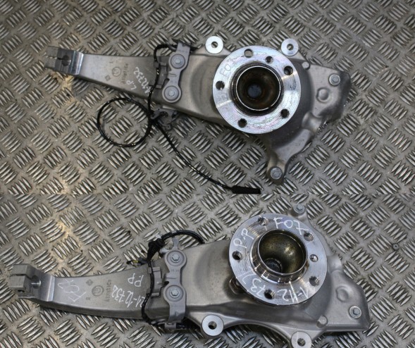BMW OE BMW OEM 6775768 6775767 BMW F01 F07 КРОСОВЕР З МАТОЧИНОЮ ПЕРЕДНЯ ПРАВА ЛІВА 6775768 6775767