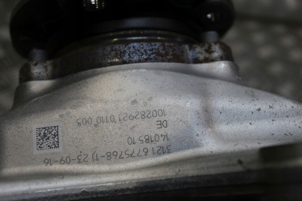 BMW OE BMW OEM 6775768 6775767 BMW F01 F07 КРОСОВЕР З МАТОЧИНОЮ ПЕРЕДНЯ ПРАВА ЛІВА 6775768 6775767
