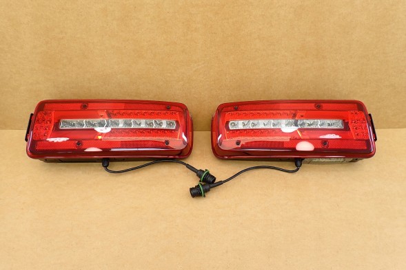 MAN OE MAN LAMPA PRAWA LEWA TGX TGS TG3 2VP012381-04 2VD012381-03 HELLA OEM 81.25225-6578 81.25225-6585 2VP012381-04 2VD012381-03 Лампа MAN права/ліва TGX TGS TG3 2VP012381-04 2VD012381-03 HELLA OEM