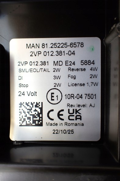 MAN OE MAN LAMPA PRAWA LEWA TGX TGS TG3 2VP012381-04 2VD012381-03 HELLA OEM 81.25225-6578 81.25225-6585 2VP012381-04 2VD012381-03 Лампа MAN права/ліва TGX TGS TG3 2VP012381-04 2VD012381-03 HELLA OEM
