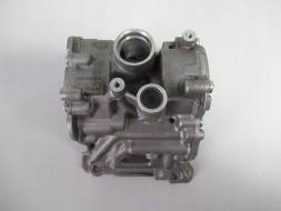 BMW OE 8576219 M50dx BMW G05 Г11 Г30 МАСЛЯНИЙ НАСОС 8576219