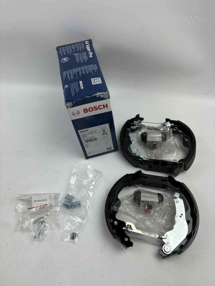 Bosch 0 204 114 333 Bosch 0 204 114 333 набір гальмівних щелеп