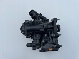 BMW OE MRKA 2386920 КОРПУС ТЕРМОСТАТА BMW F39 F48 F45 F48 2386920