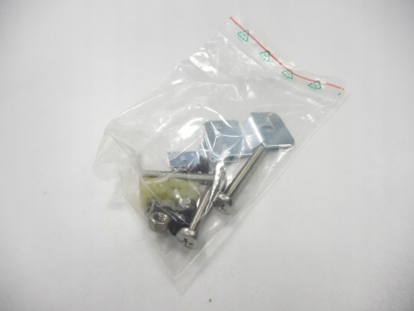 Ford OE КОМПЛЕКТ БУКСИРУЮЧОГО ГАКА ЕЛЕКТРИЧНОГО FORD FOCUS OE 1520928