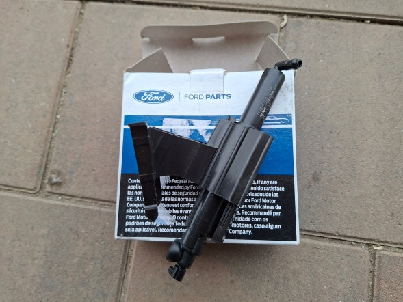 Ford OE focus 3 lift spryskiwacz lampy L.P. Ford focus mk3 ліфт лівий омивач фари 14-