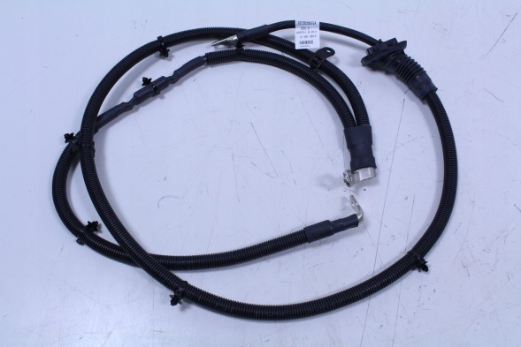 Mercedes-Benz OE ПРОВІД АКУМУЛЯТОРА MERCEDES W906 A9064401641