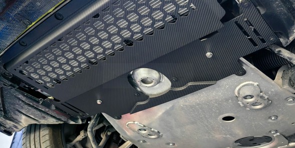 Китай 855701 НИЖНЯ КРИШКА ДВИГУНА КРИШКА НИЖНЬОГО ПІДСИЛЕННЯ BMW G80 G81 G82 G83 CARBON