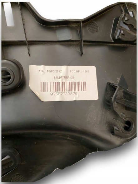Jeep OE 07357720870 Jeep Compass БЕКОН БАГАЖНИКА 735712730 $J