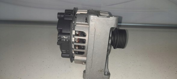 Bosch 0 986 080 500 Генератор bosch mercedes клас a w169 b w245 04-