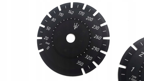 Moman 0089688084601 Maserati Levante V8 набирає від MPH до км/год