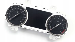 Moman 0089688084601 Maserati Levante V8 набирає від MPH до км/год