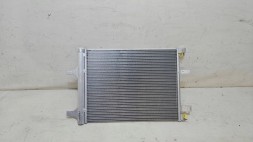Peugeot OE 9827450180 PG Радіатор кондиціонера EXPERT TRAVELLER 9827450180