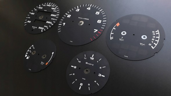Moman 0089688088326 Porsche 911 964 набирає годинники від MPH до KMH