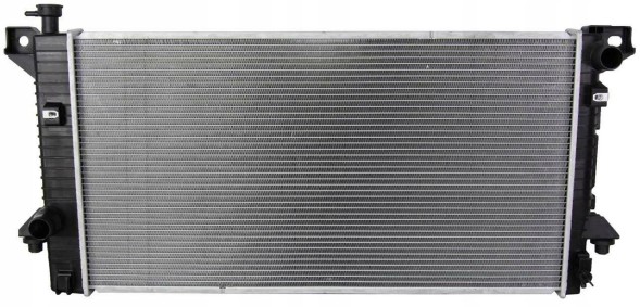 Радіатор 9L3Z8005A, 9L3Z8005B Кулер lincoln navigator 5.4 2006 -