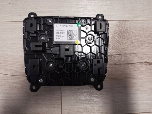Mercedes-Benz OE Тачпад Mercedes A1679002028